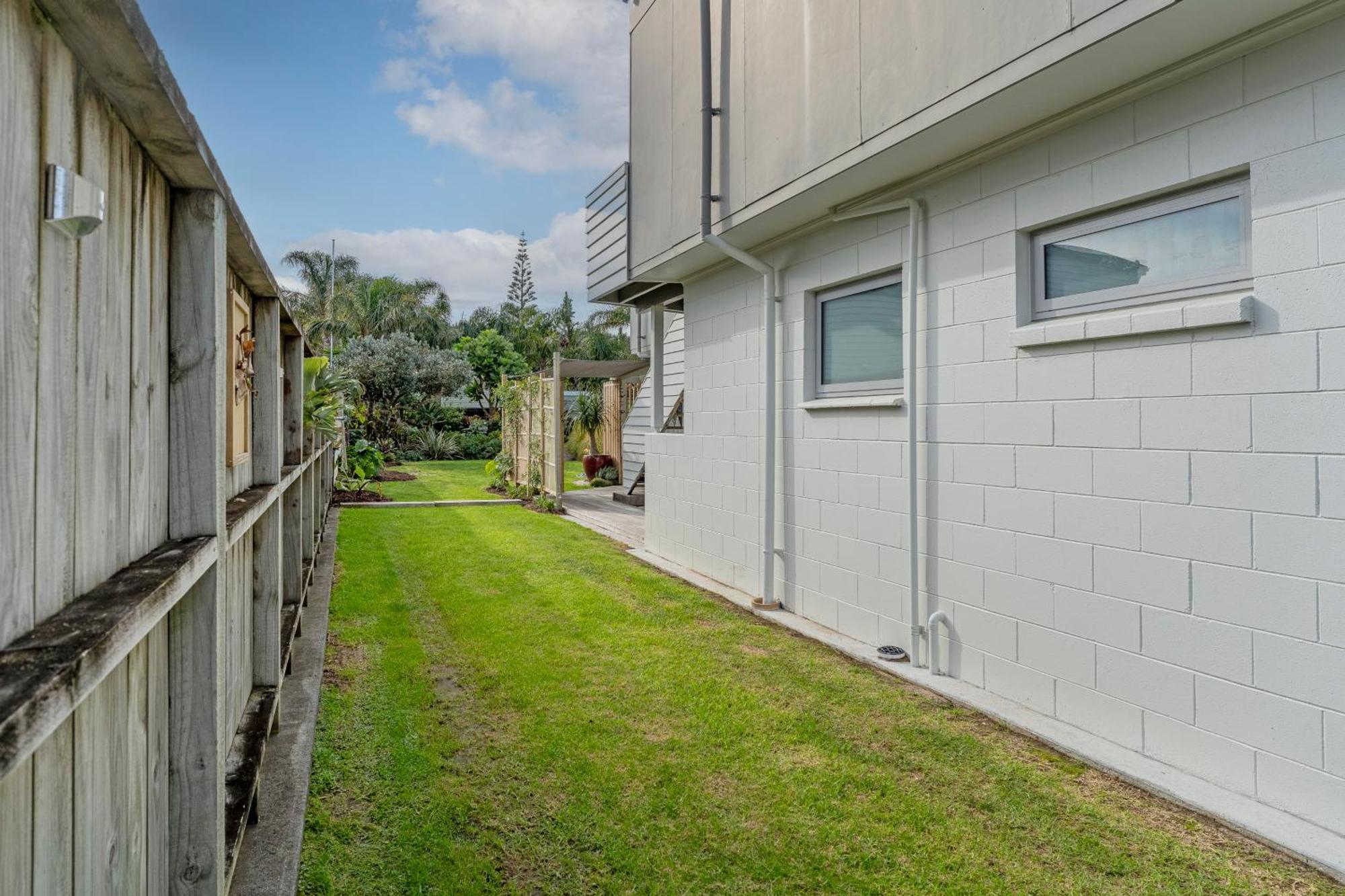 Coast Awhile - Whangamata Holiday Home ภายนอก รูปภาพ