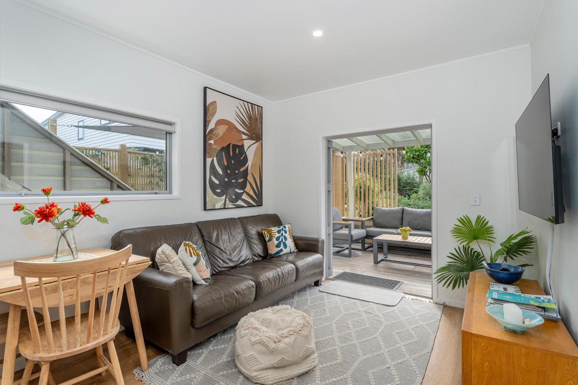 Coast Awhile - Whangamata Holiday Home ภายนอก รูปภาพ