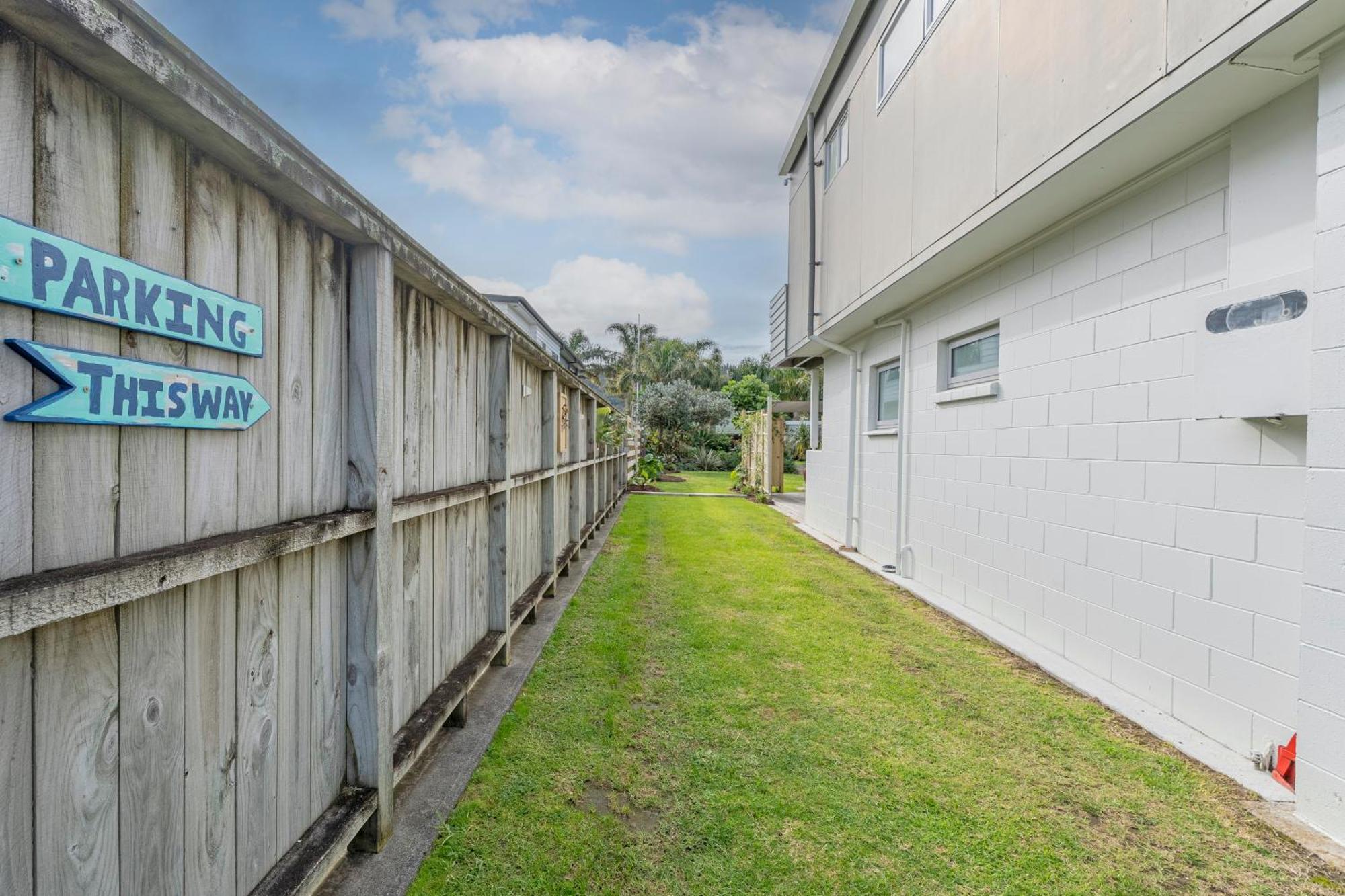 Coast Awhile - Whangamata Holiday Home ภายนอก รูปภาพ