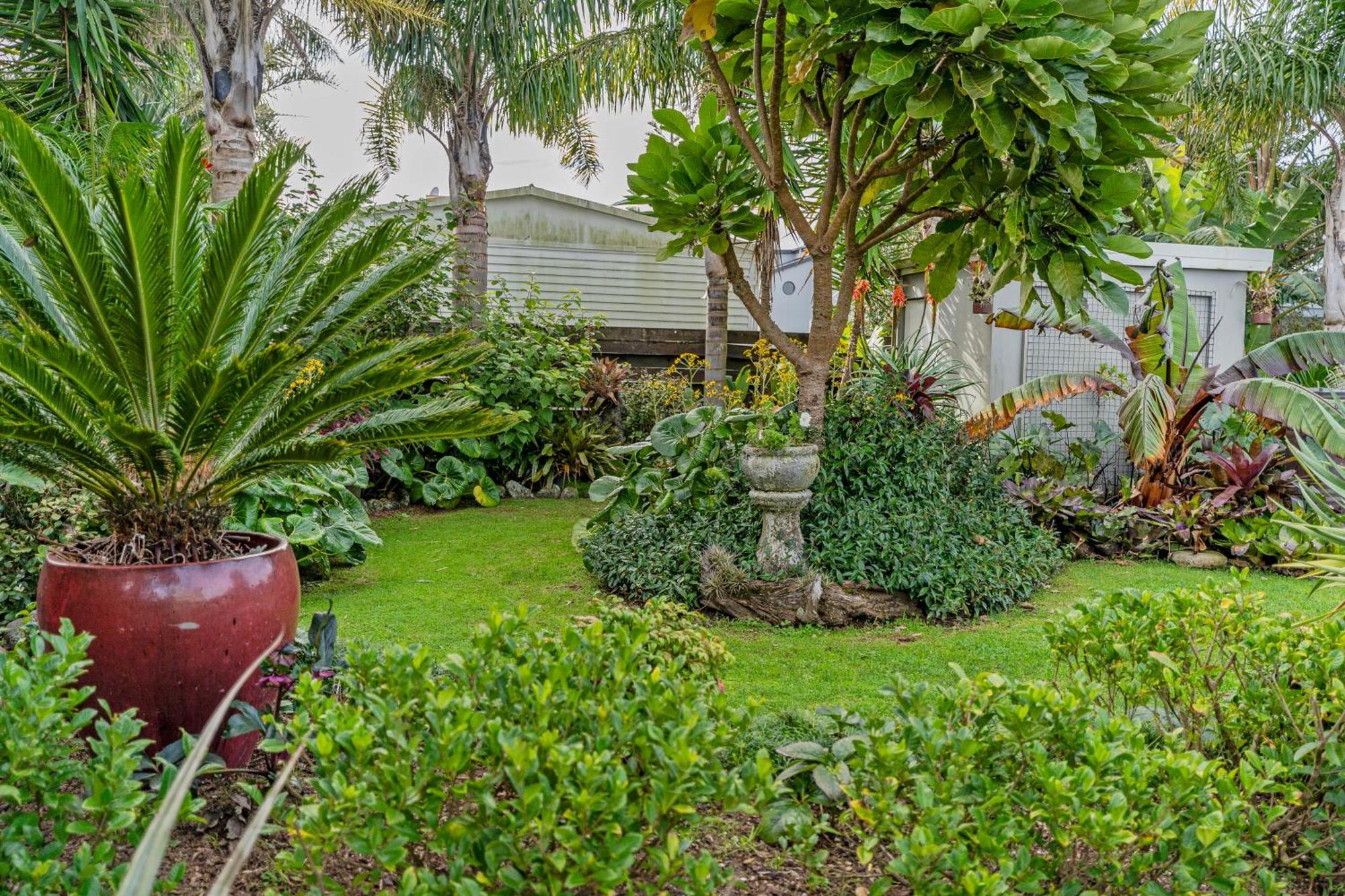 Coast Awhile - Whangamata Holiday Home ภายนอก รูปภาพ